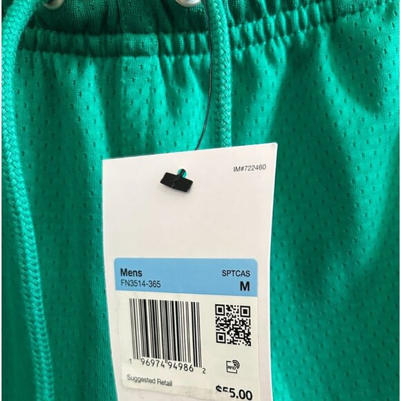 NWT Nike Mens Medium Nike Club Flow Mesh Shorts - Mens Green/White MSRP $55 - Picture 7 of 7
